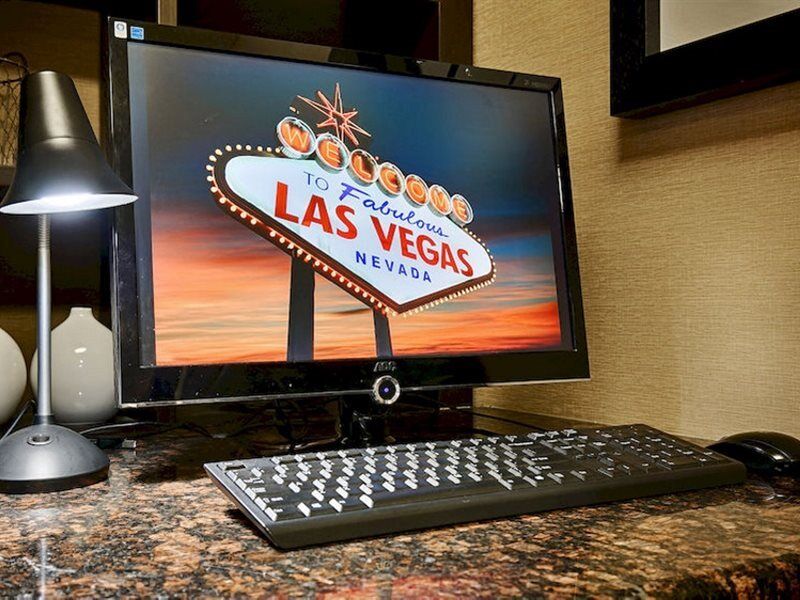 Best Western Mccarran Inn Las Vegas Bagian luar foto